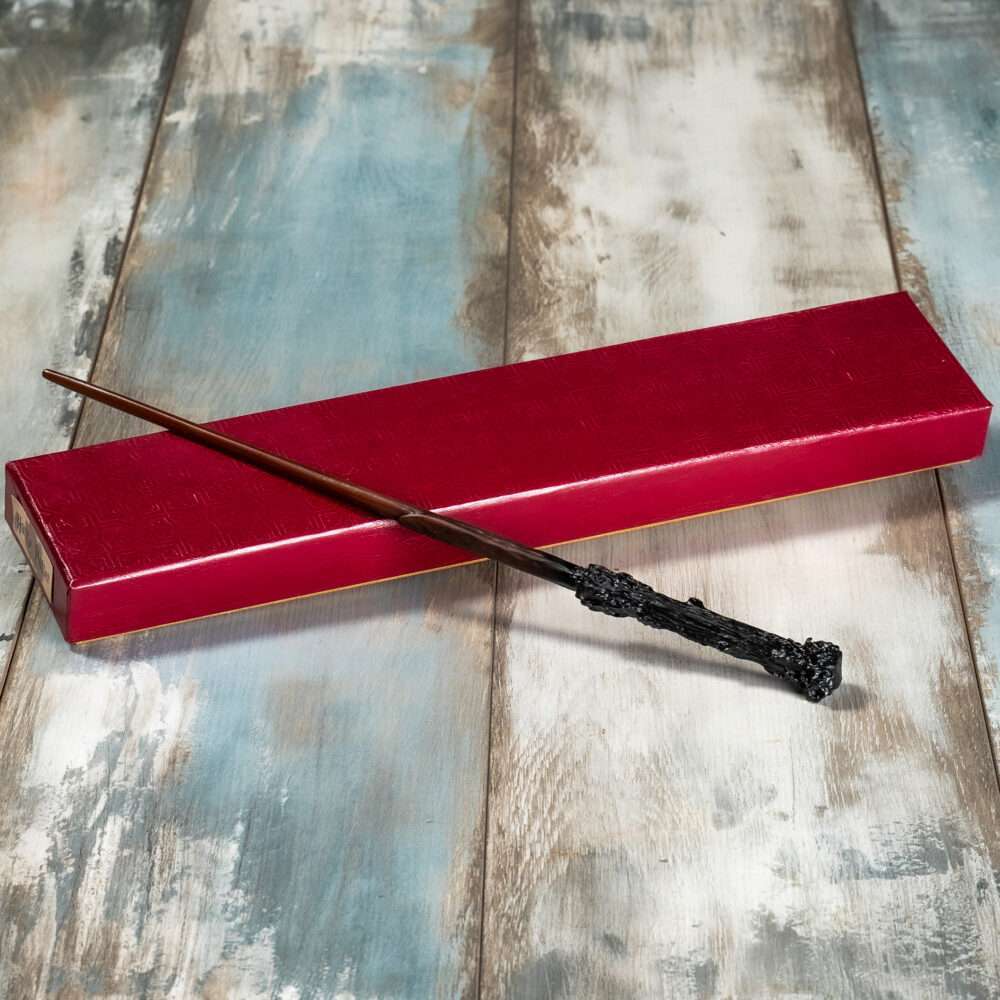 HARRY POTTER’S WAND - SIH REPLICA WIZARDING WORLD