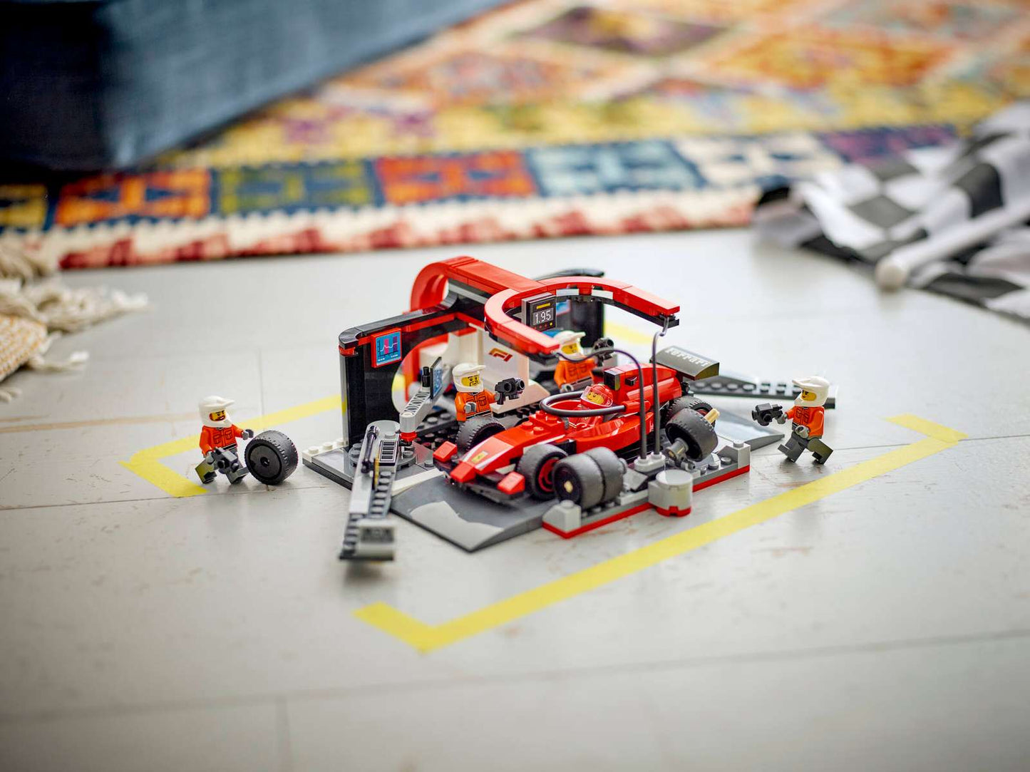 LEGO® F1® Pit Stop & Pit Crew with Ferrari Car